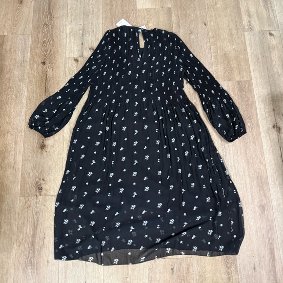 Wilfred Black Floral Pleated Dress with White Accent Print - Picture 7 of 8